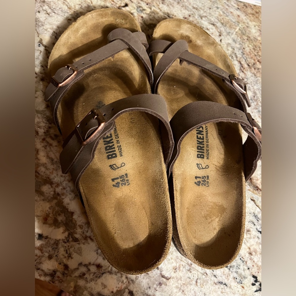 Size 41 (like a 10.5) Women’s Birkenstocks